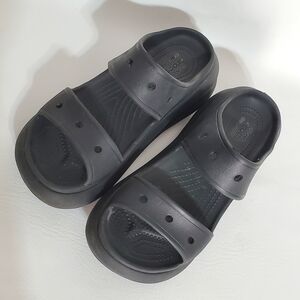 CROCS Iconic Comfort Women's Black Open-Toe Platform Slide Sandals Size 8
